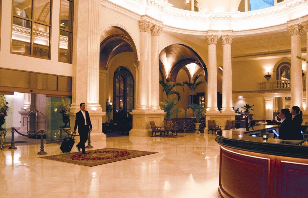 萨菲奢华皇谷酒店 San Pedro Garza Garcia 内观 照片 Lobby