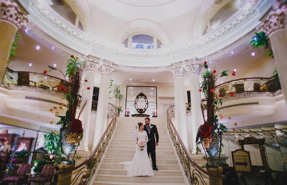 萨菲奢华皇谷酒店 San Pedro Garza Garcia 外观 照片 The Grand Staircase