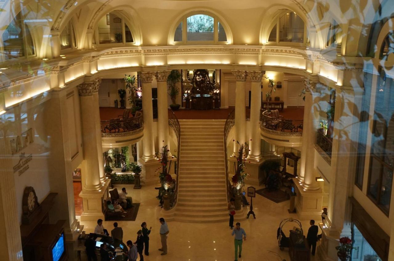 萨菲奢华皇谷酒店 San Pedro Garza Garcia 外观 照片 The lobby of the hotel